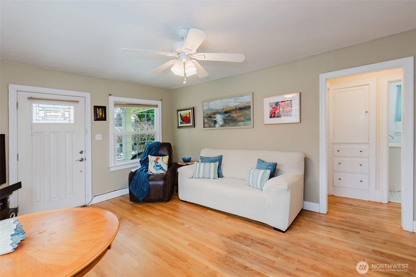 1561 High Avenue , Bremerton, WA 98337