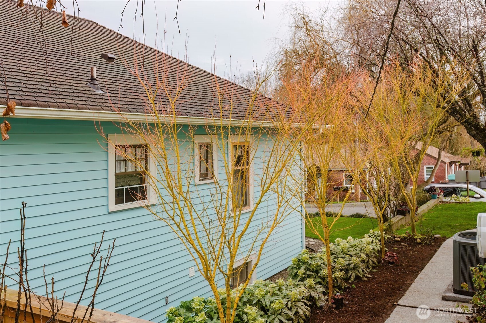 1561 High Avenue , Bremerton, WA 98337