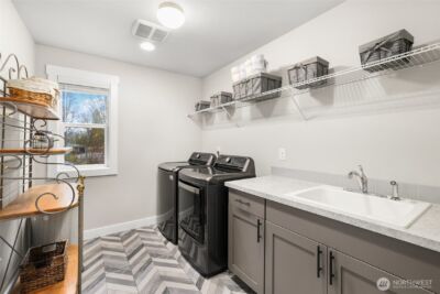 2403 12th Street Pl SW, Puyallup, WA 98373 - Photo 32