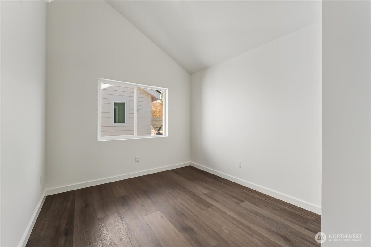 413 E Okanogan Avenue , Chelan, WA 98816