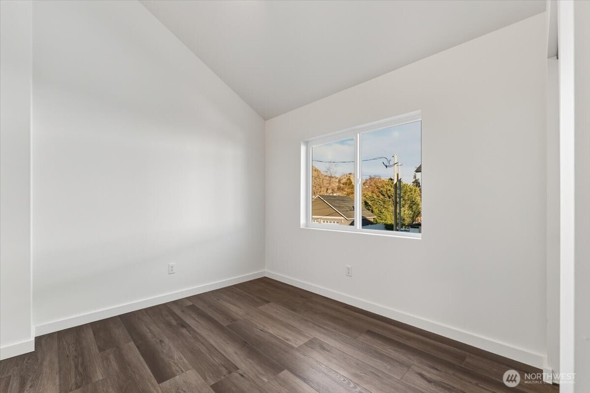 413 E Okanogan Avenue , Chelan, WA 98816