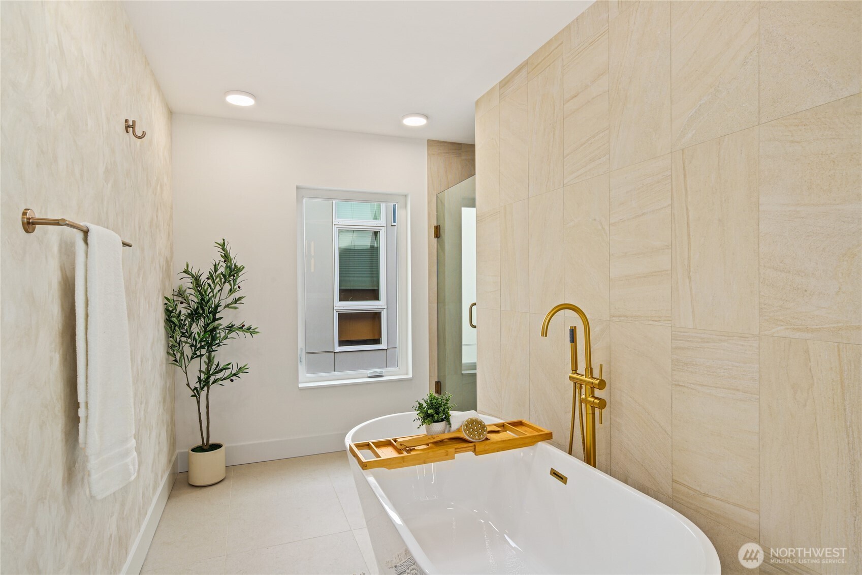 7358 33rd Avenue NE, Seattle, WA 98115