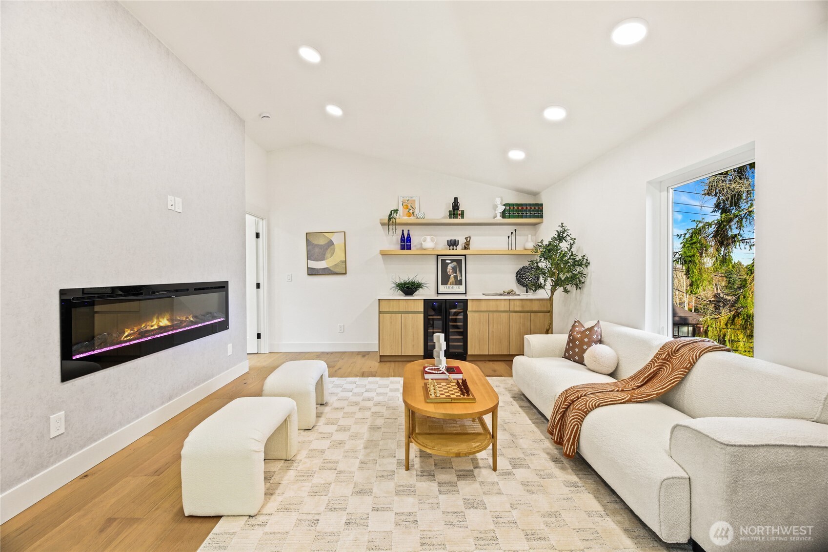 7358 33rd Avenue NE, Seattle, WA 98115