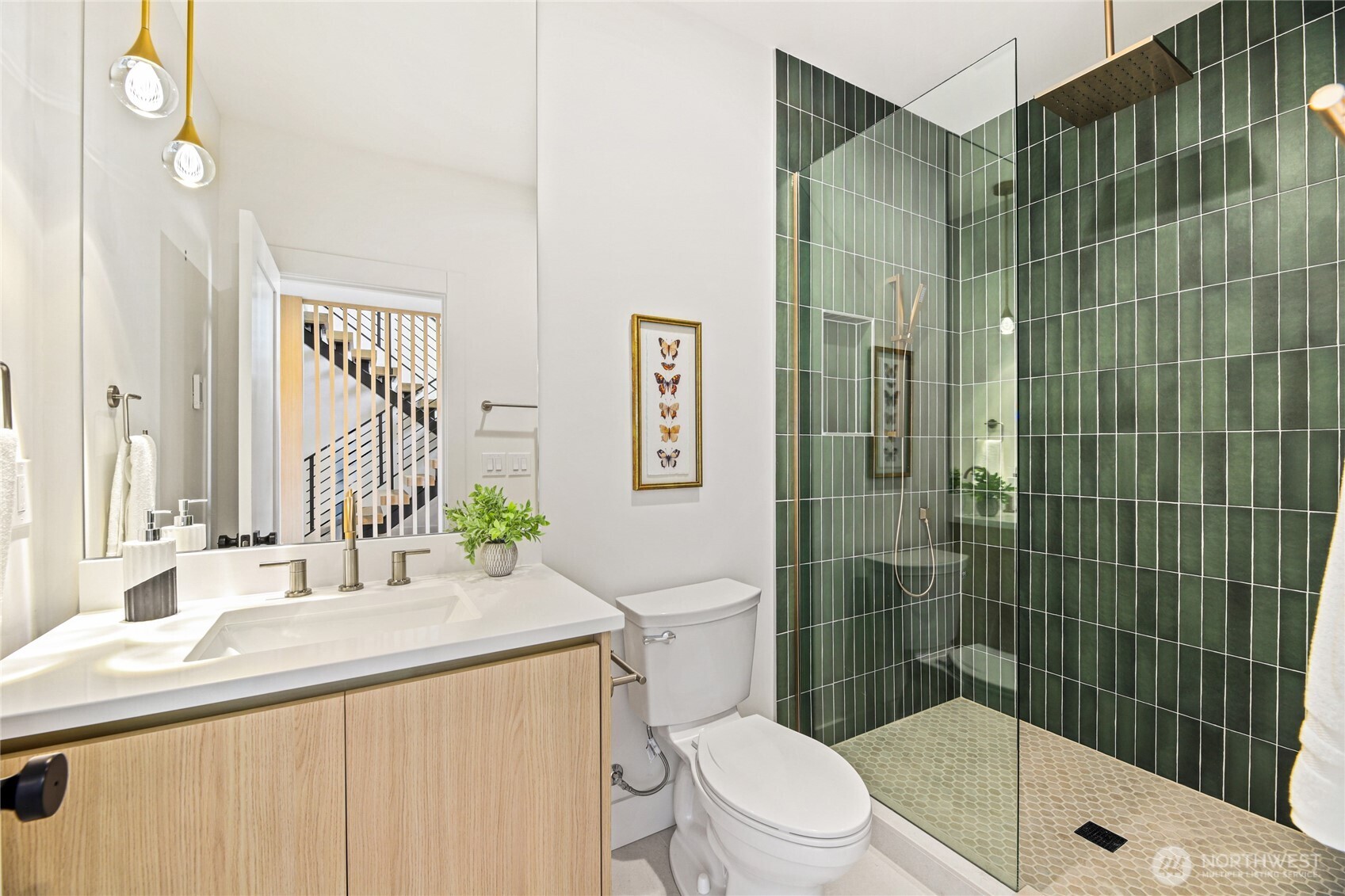 7358 33rd Avenue NE, Seattle, WA 98115