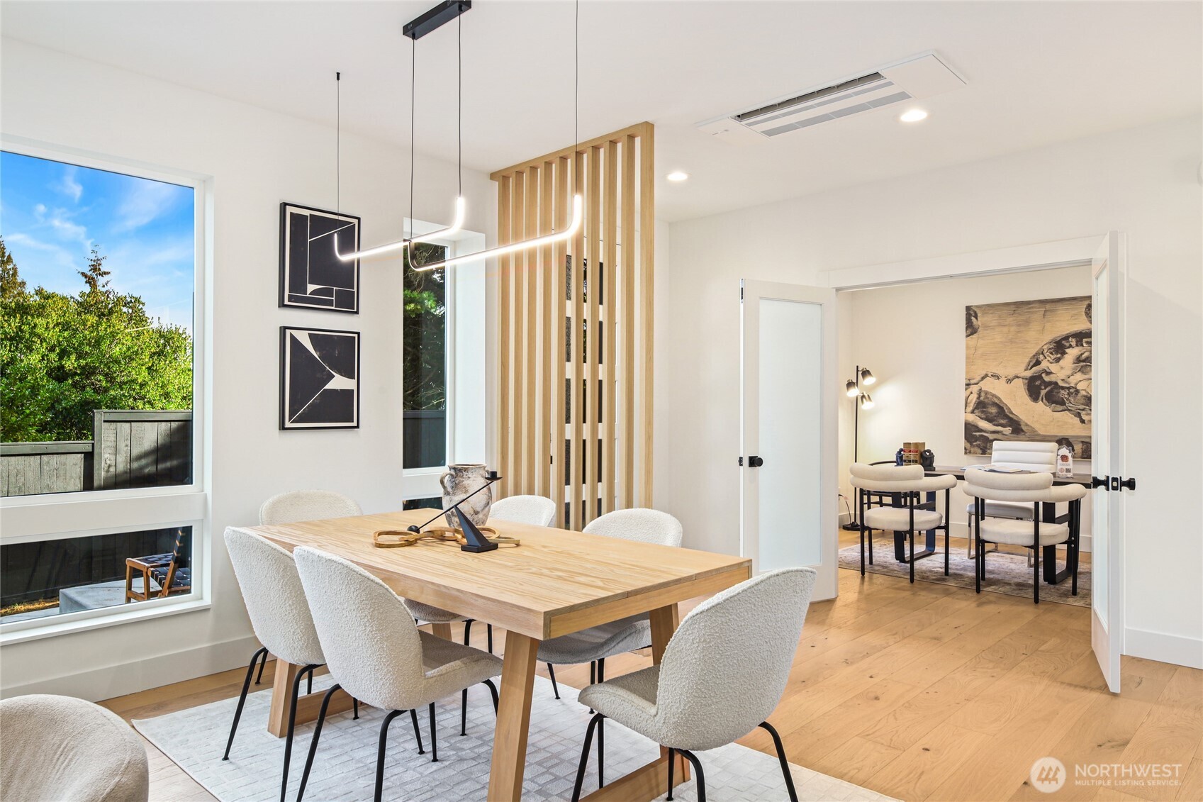 7358 33rd Avenue NE, Seattle, WA 98115