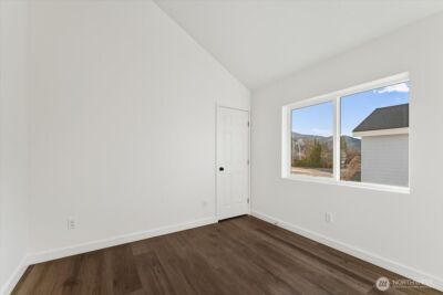 415 E Okanogan Avenue , Chelan, WA 98816 - Photo 14