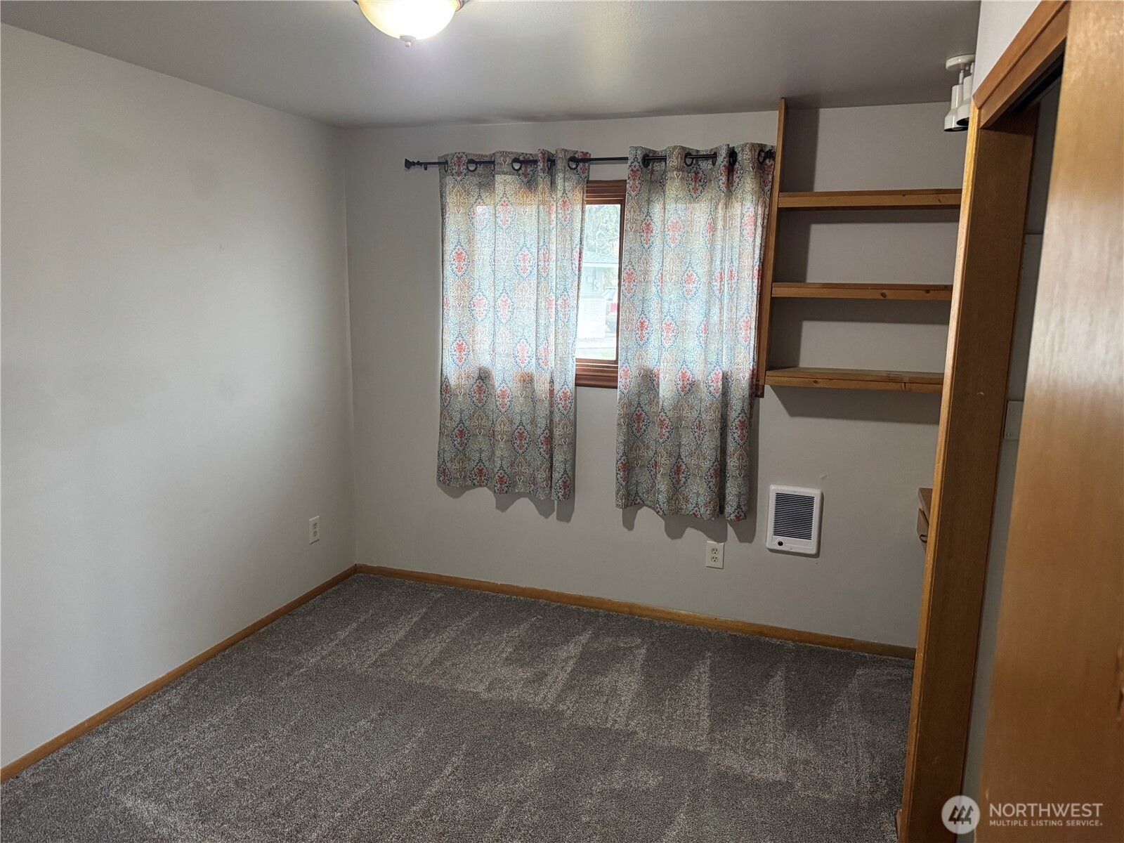 200 E 17th Avenue , Ellensburg, WA 98926