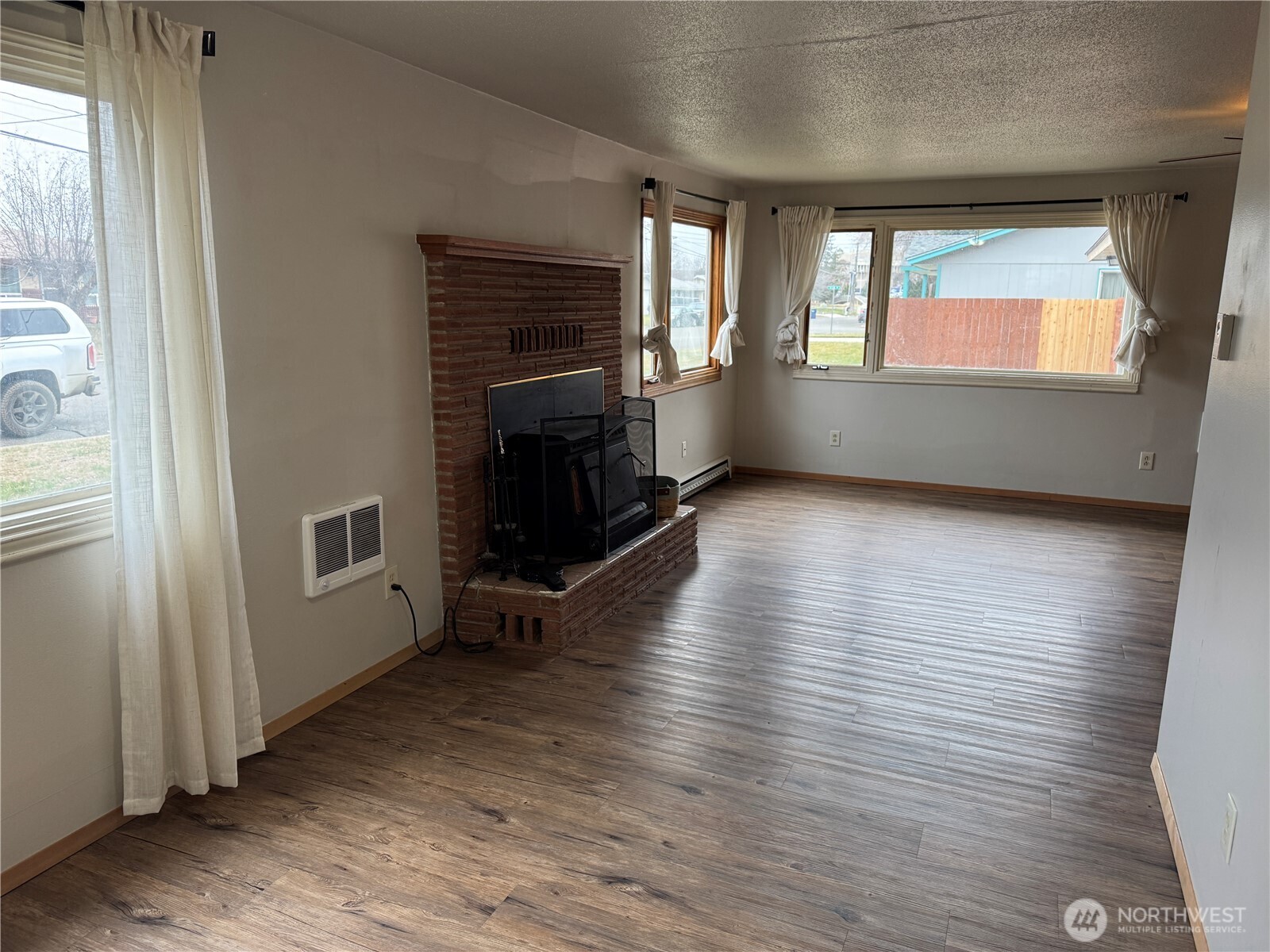 200 E 17th Avenue , Ellensburg, WA 98926