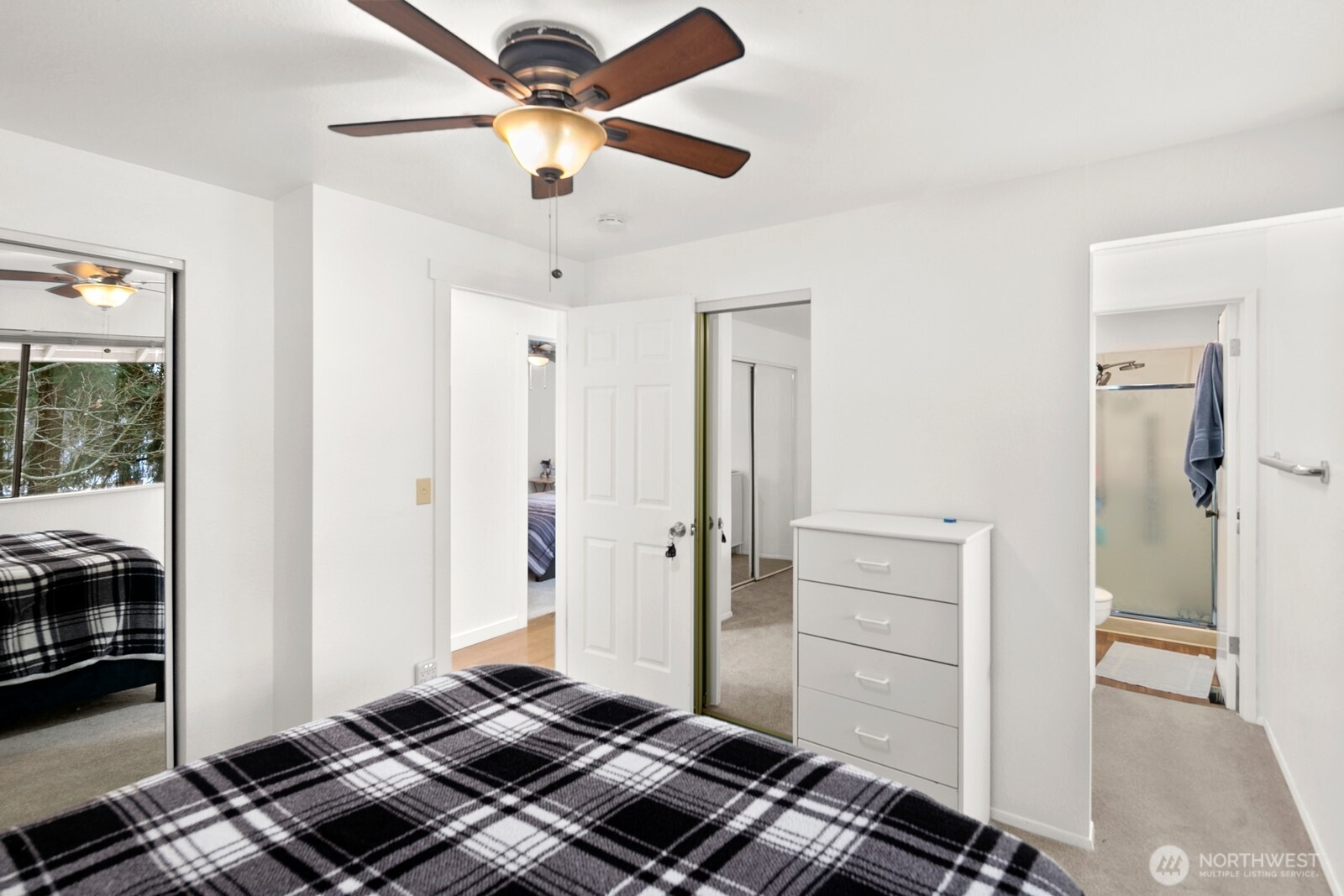 6327 Polk Place , Everett, WA 98203-3409