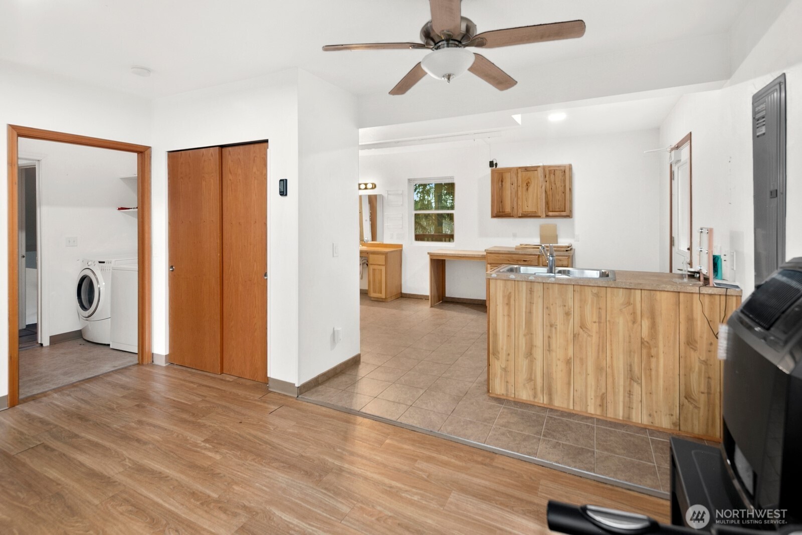 6327 Polk Place , Everett, WA 98203-3409