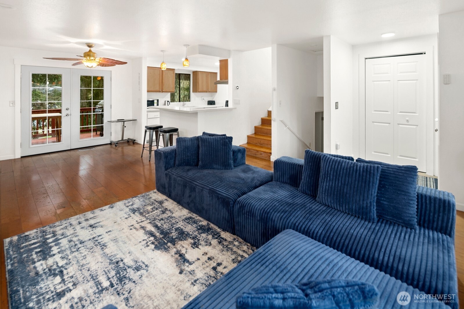 6327 Polk Place , Everett, WA 98203-3409