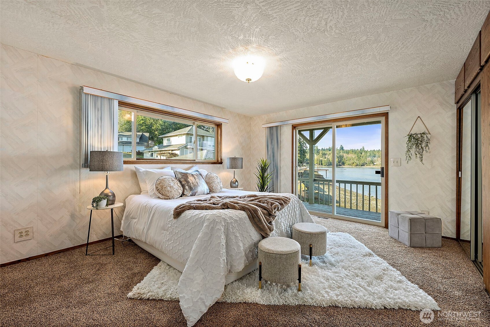 130 E Old Winery Road , Shelton, WA 98584
