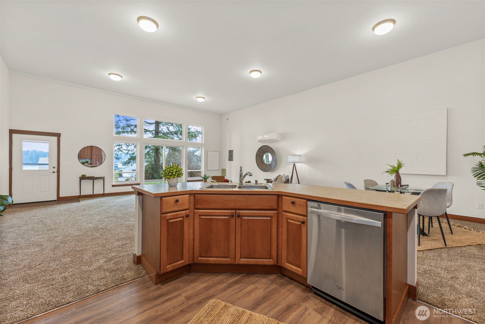 130 E Old Winery Road , Shelton, WA 98584
