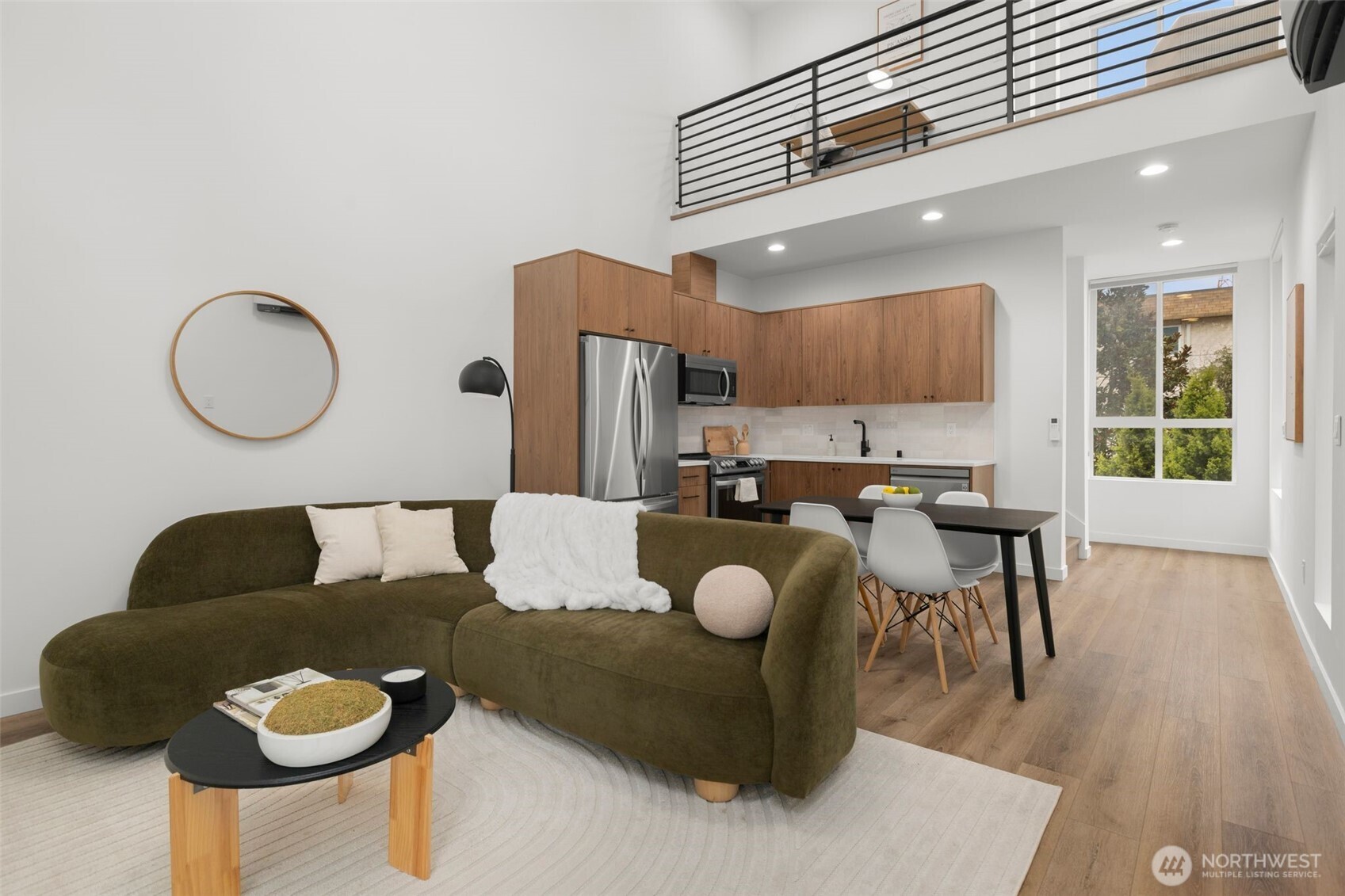 1508 18th Avenue #E, Seattle, WA 98122