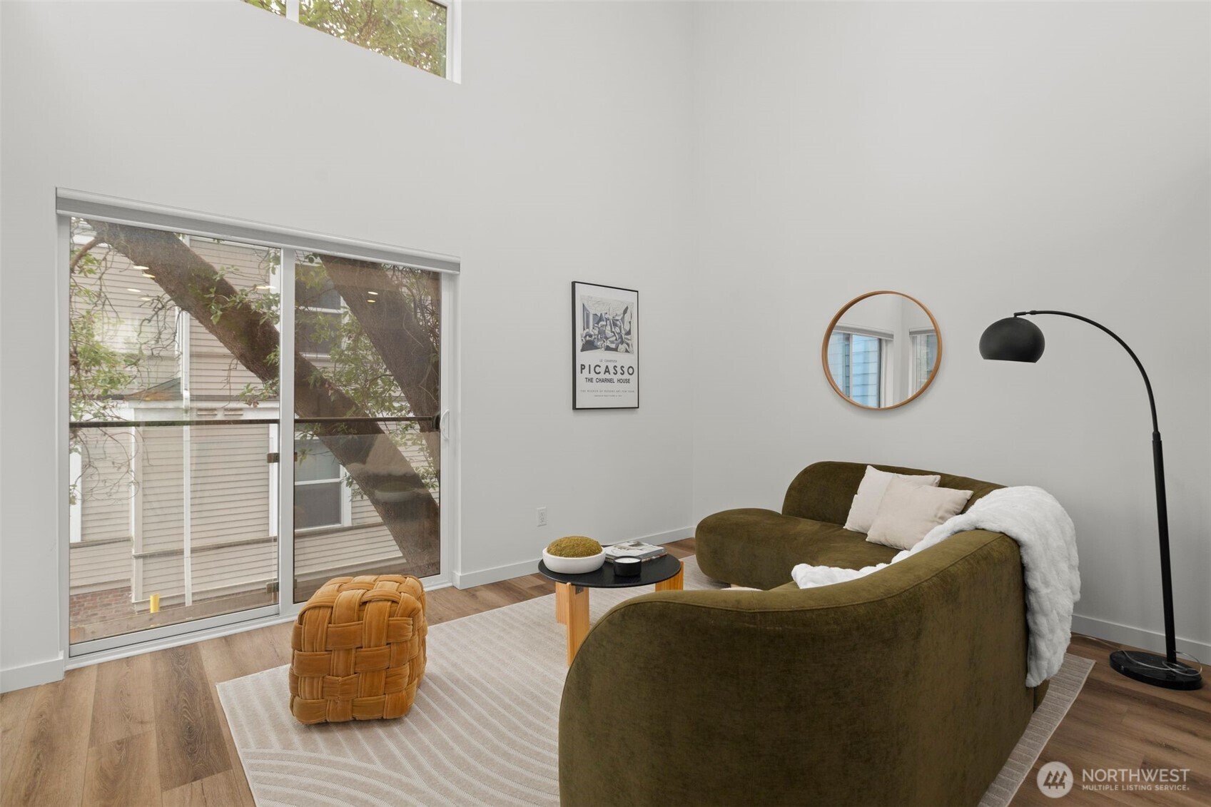 1508 18th Avenue #E, Seattle, WA 98122