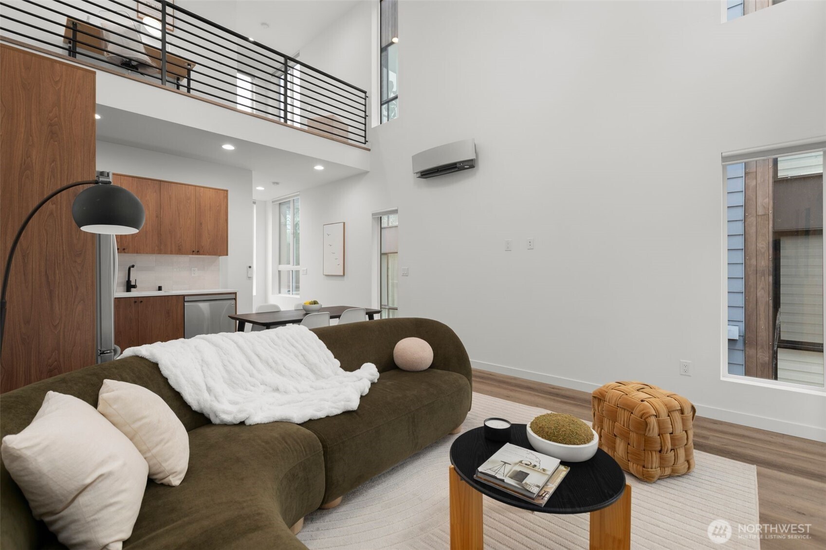 1508 18th Avenue #E, Seattle, WA 98122