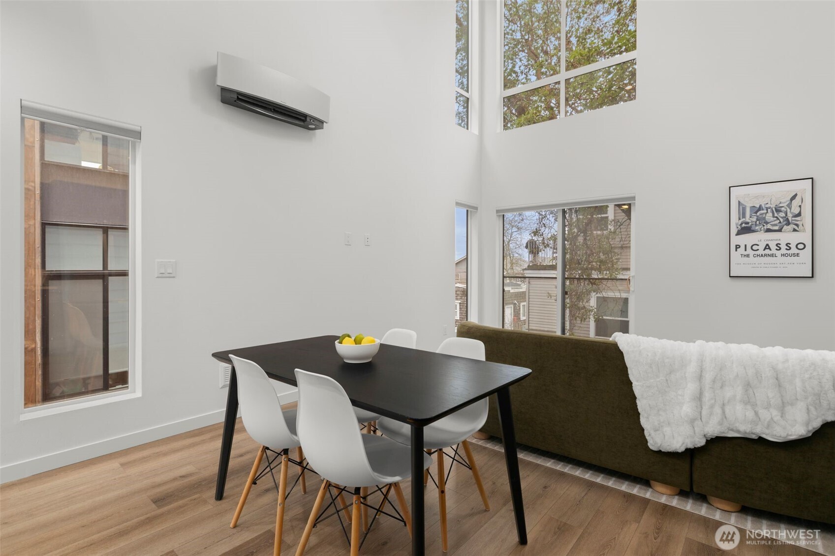 1508 18th Avenue #E, Seattle, WA 98122