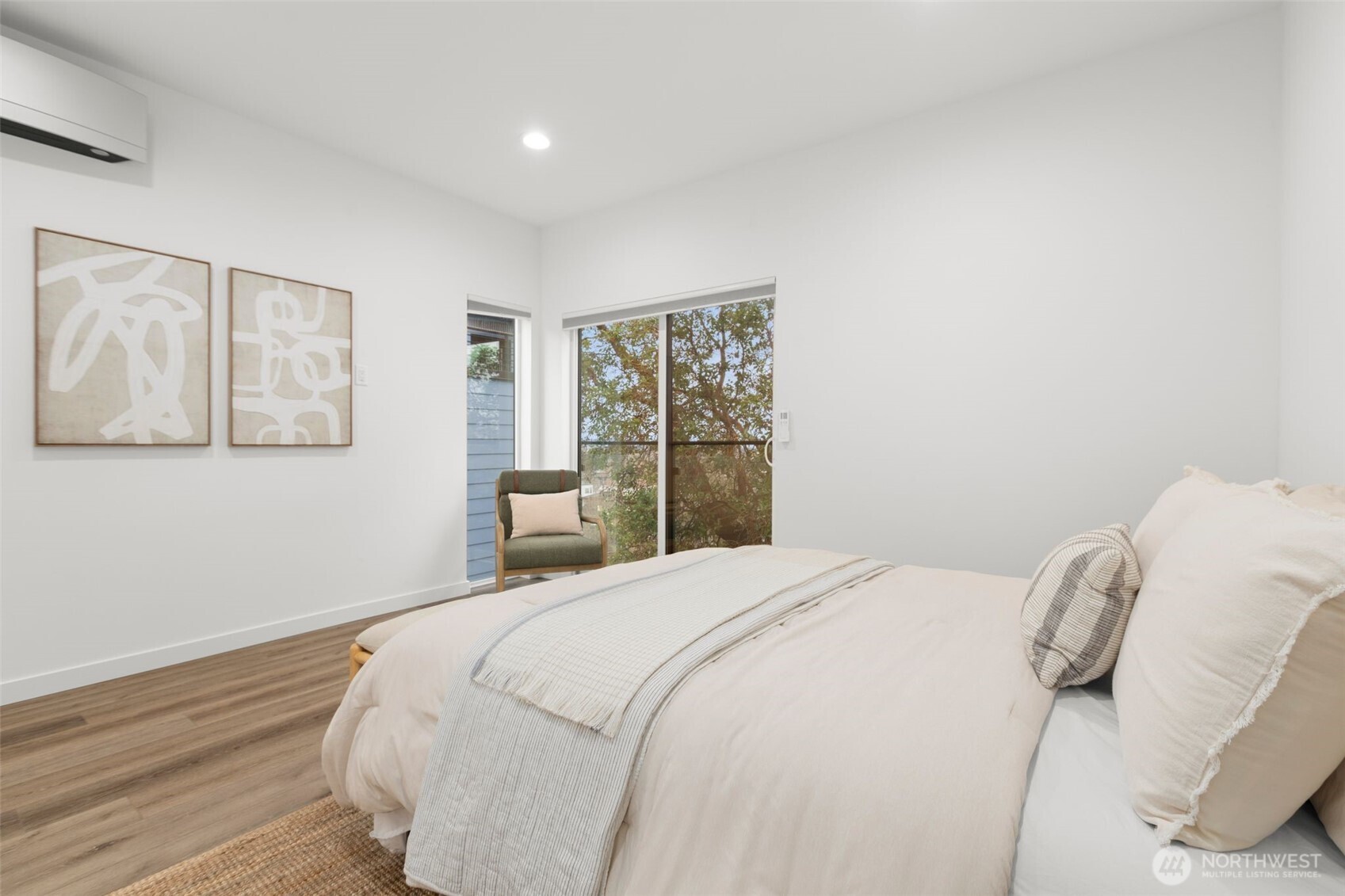 1508 18th Avenue #E, Seattle, WA 98122