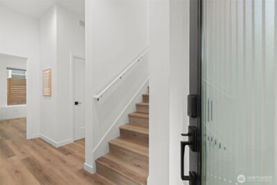 1508 18th Avenue #E, Seattle, WA 98122 - Photo 4