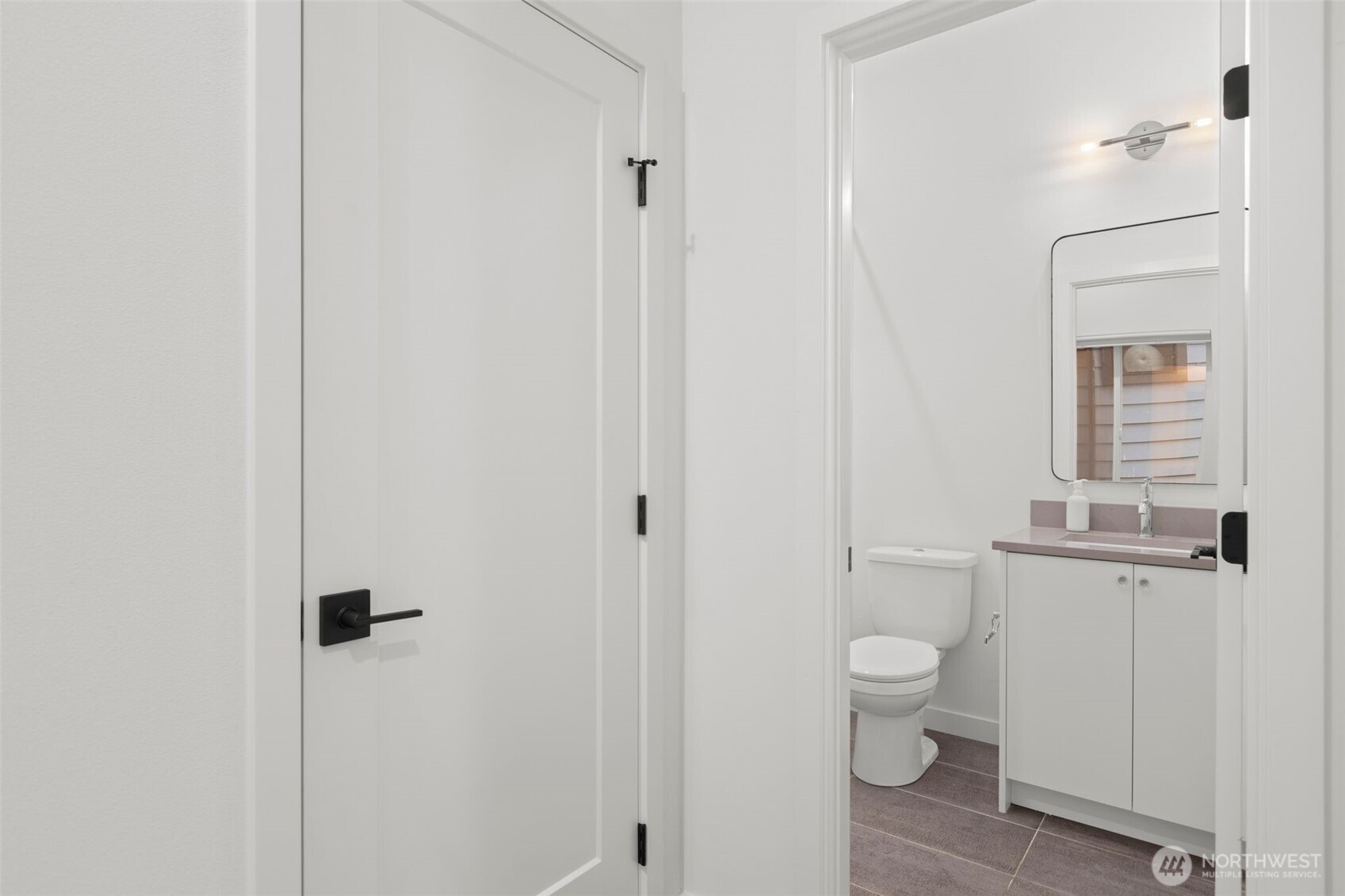 1508 18th Avenue #E, Seattle, WA 98122