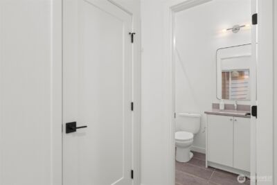 1508 18th Avenue #E, Seattle, WA 98122 - Photo 9