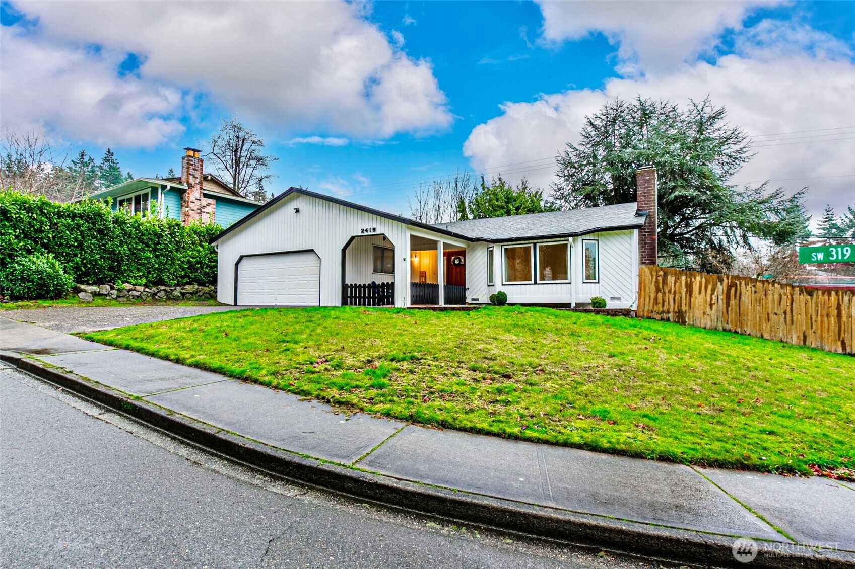 2419 SW 319th Place , Federal Way, WA 98023