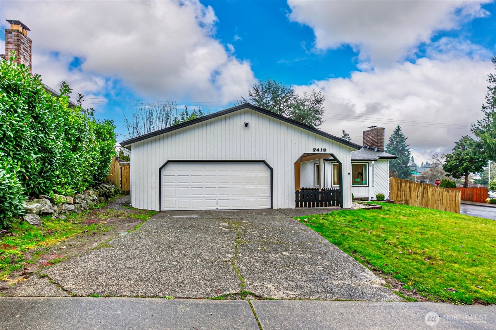 2419 SW 319th Place , Federal Way, WA 98023
