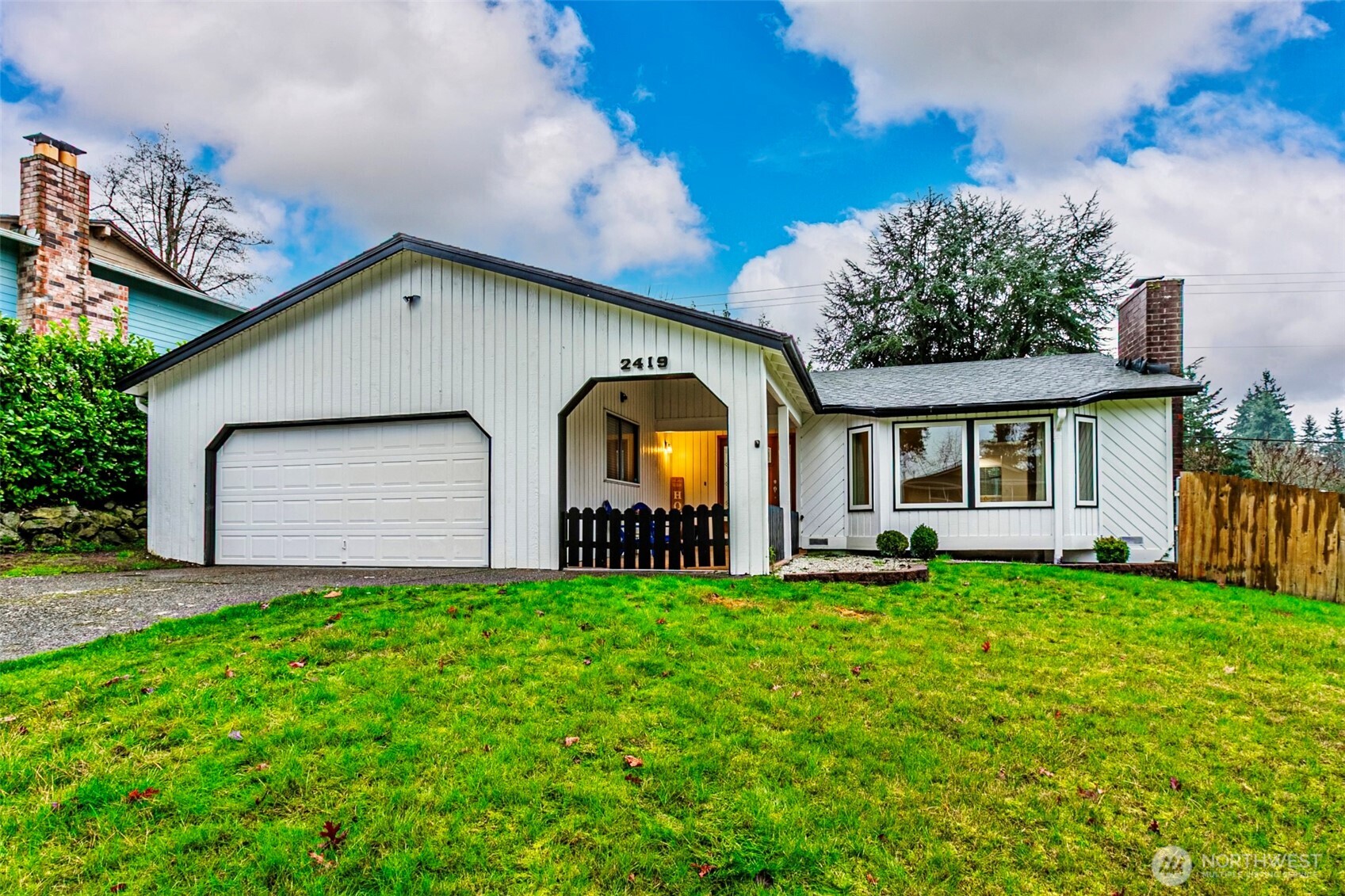 2419 SW 319th Place , Federal Way, WA 98023