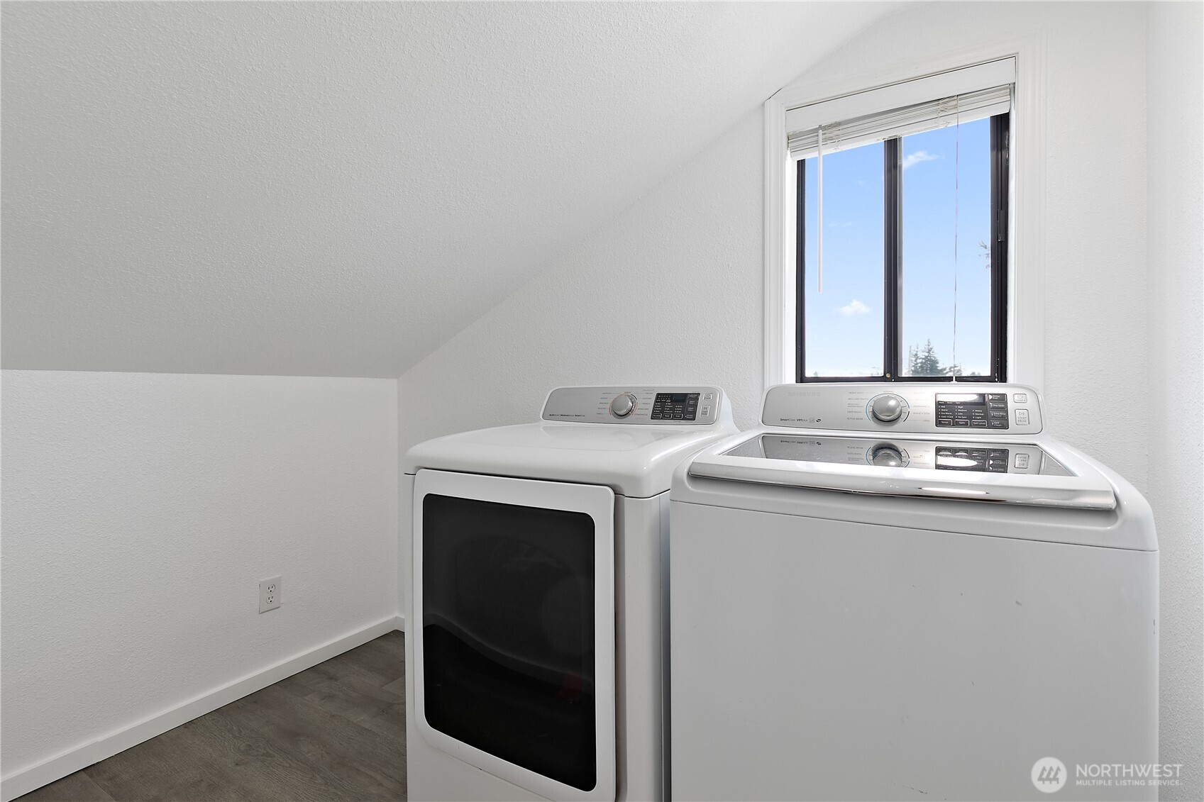 1211 9th Avenue SW, Puyallup, WA 98371