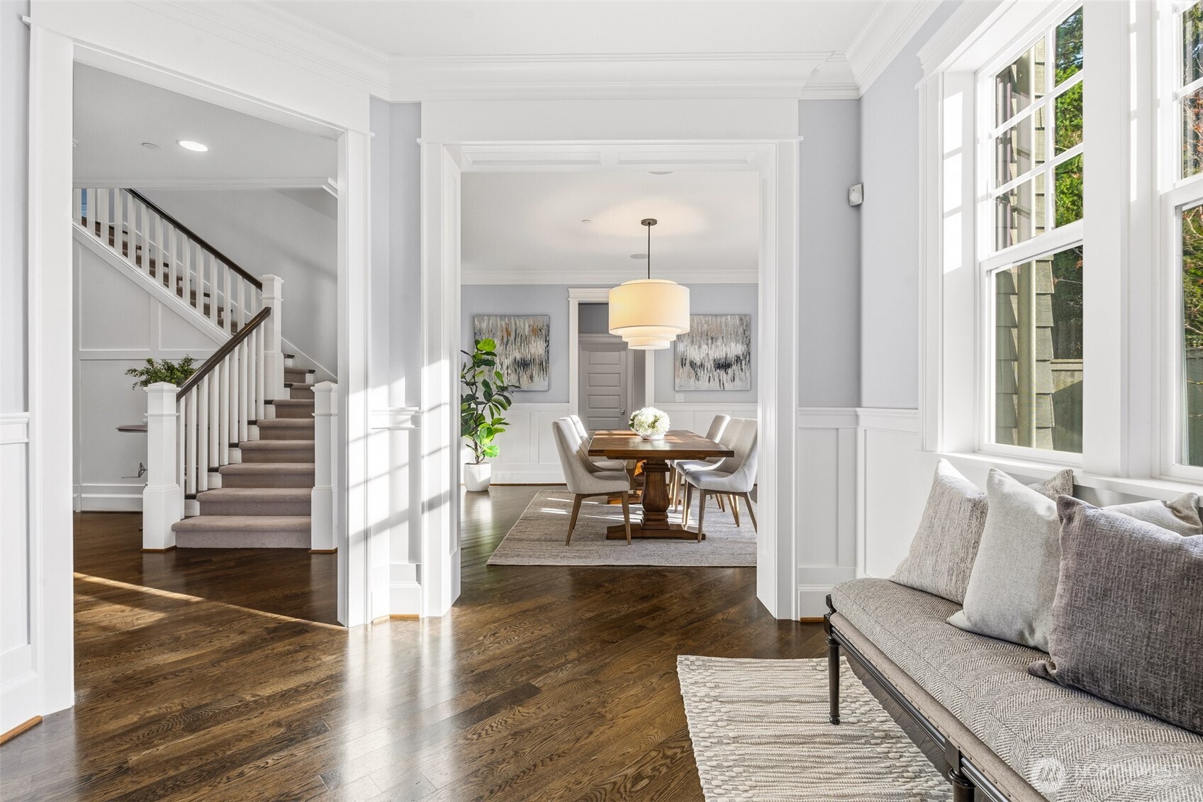 1416 105th Avenue SE, Bellevue, WA 98004