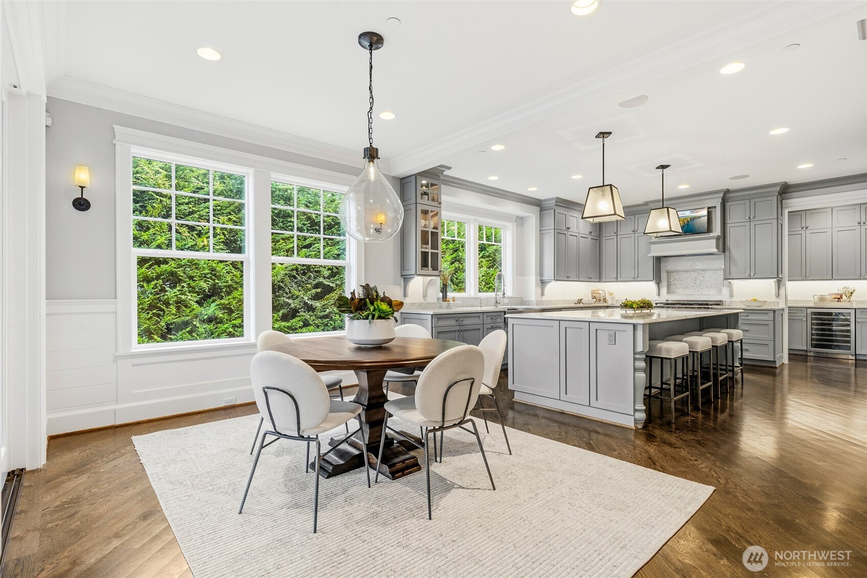 1416 105th Avenue SE, Bellevue, WA 98004