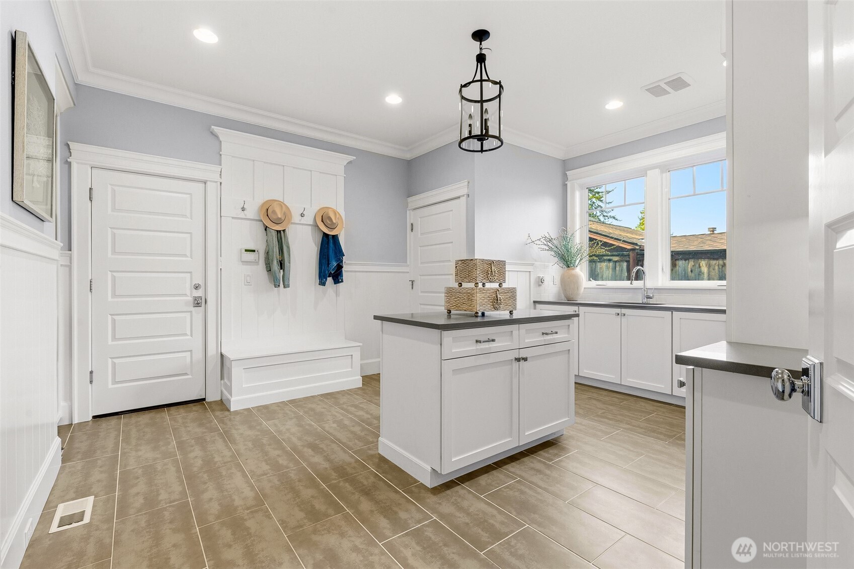 1416 105th Avenue SE, Bellevue, WA 98004