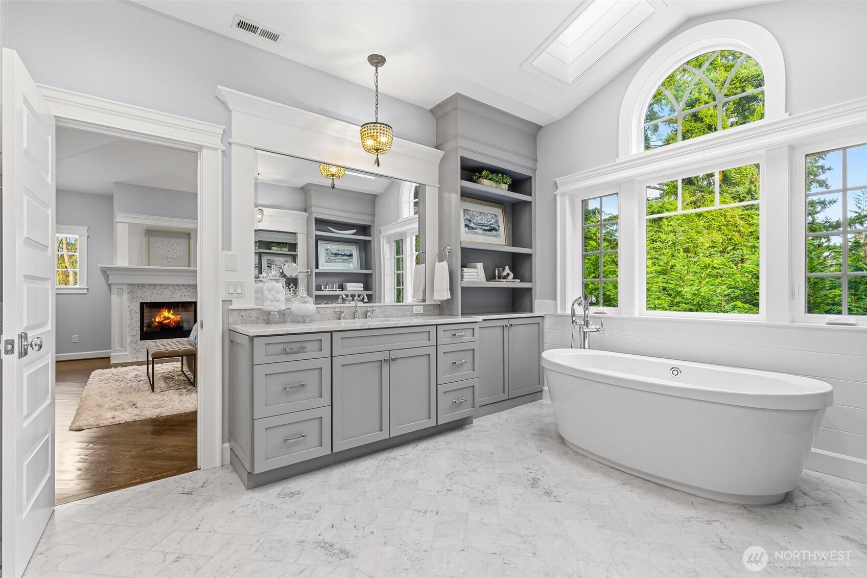 1416 105th Avenue SE, Bellevue, WA 98004