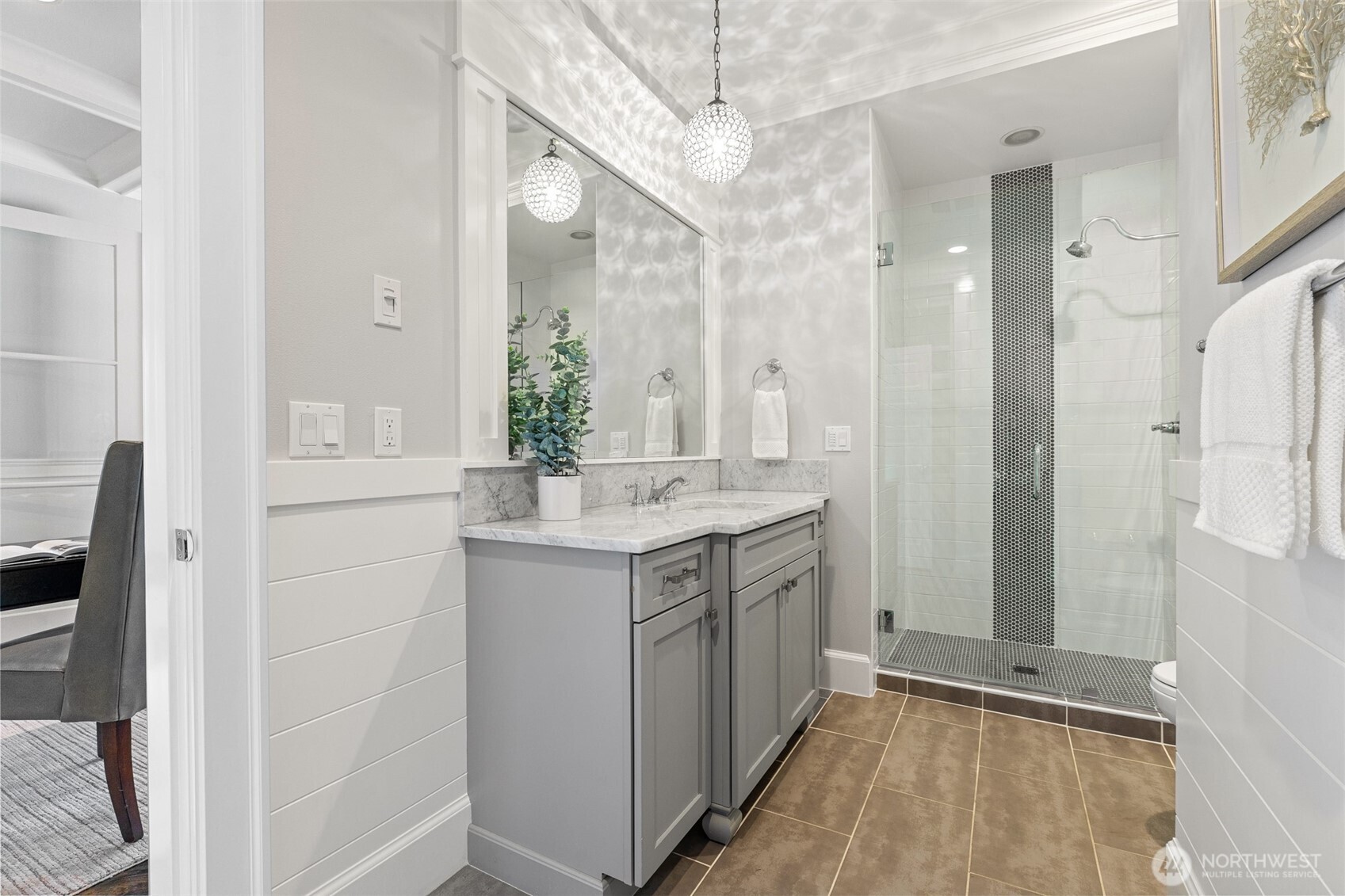 1416 105th Avenue SE, Bellevue, WA 98004