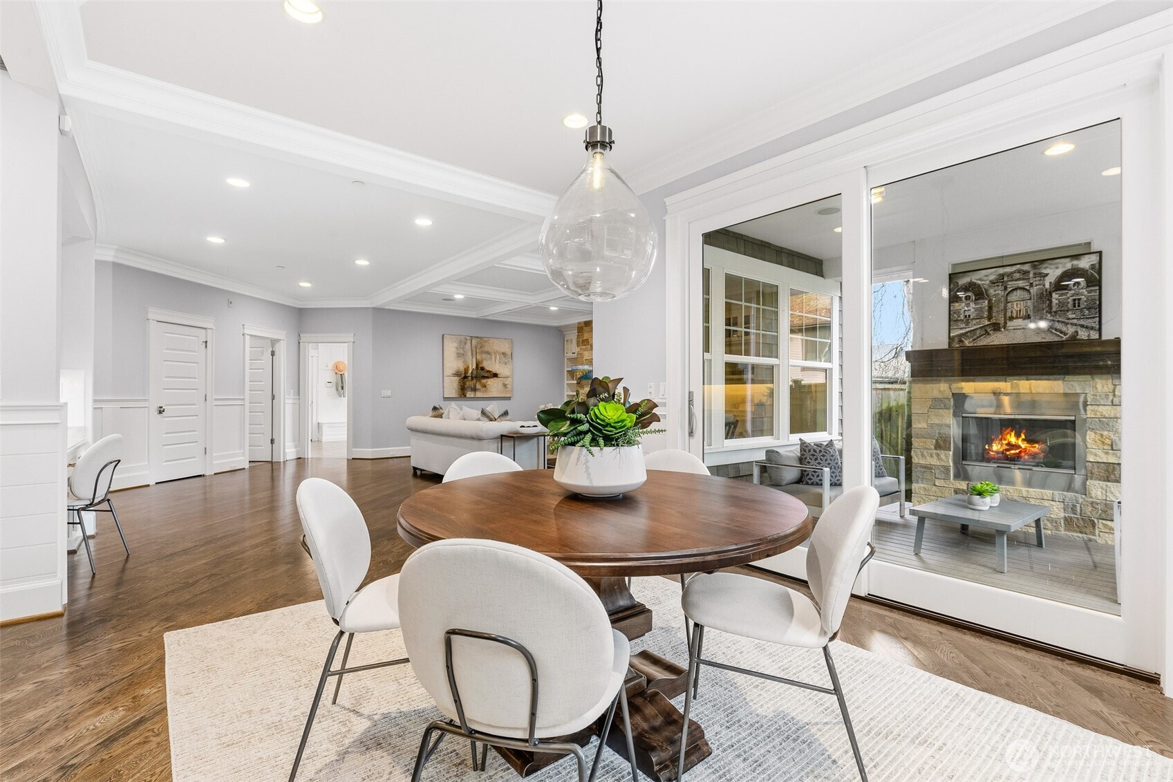 1416 105th Avenue SE, Bellevue, WA 98004