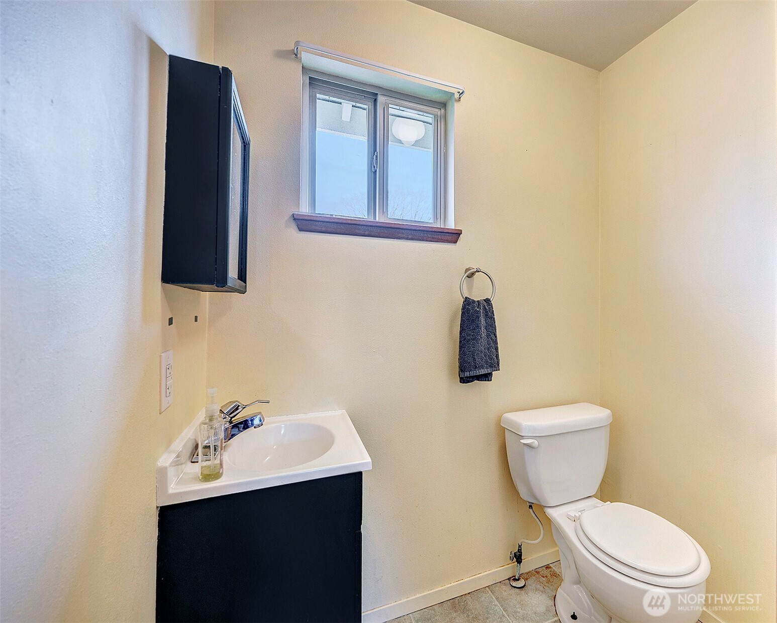 2707 18th Street , Everett, WA 98201