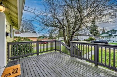 2707 18th Street , Everett, WA 98201 - Photo 2