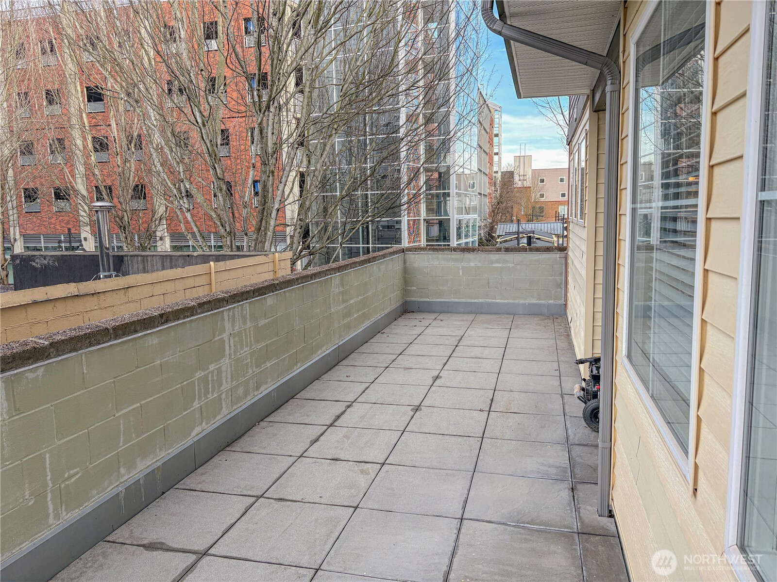 225 Logan Avenue S #111, Renton, WA 98057