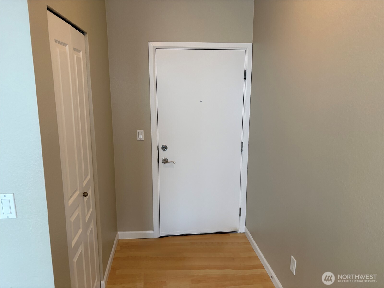 225 Logan Avenue S #111, Renton, WA 98057