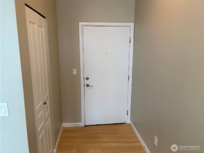 225 Logan Avenue S #111, Renton, WA 98057 - Photo 5