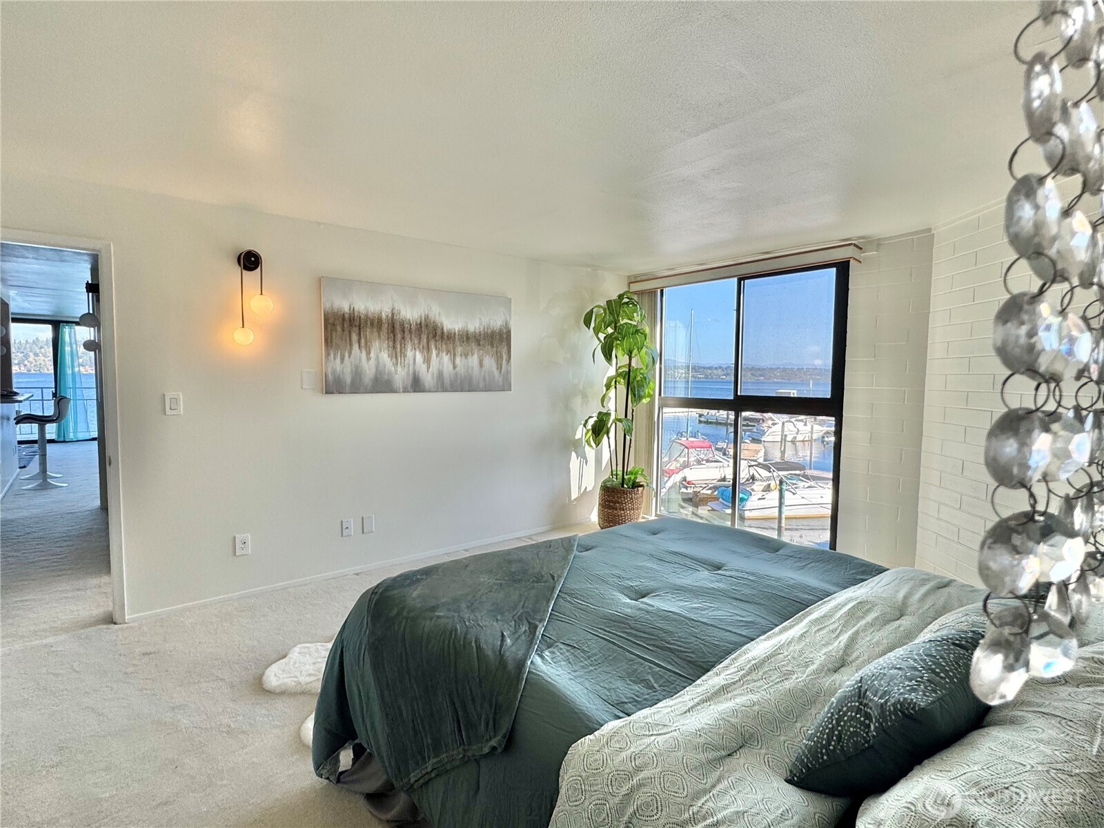 9500 Rainer Avenue S #212, Seattle, WA 98118