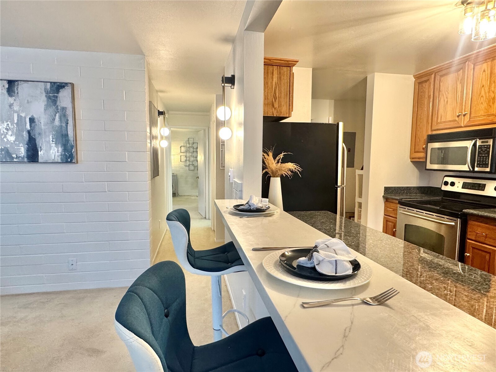 9500 Rainer Avenue S #212, Seattle, WA 98118