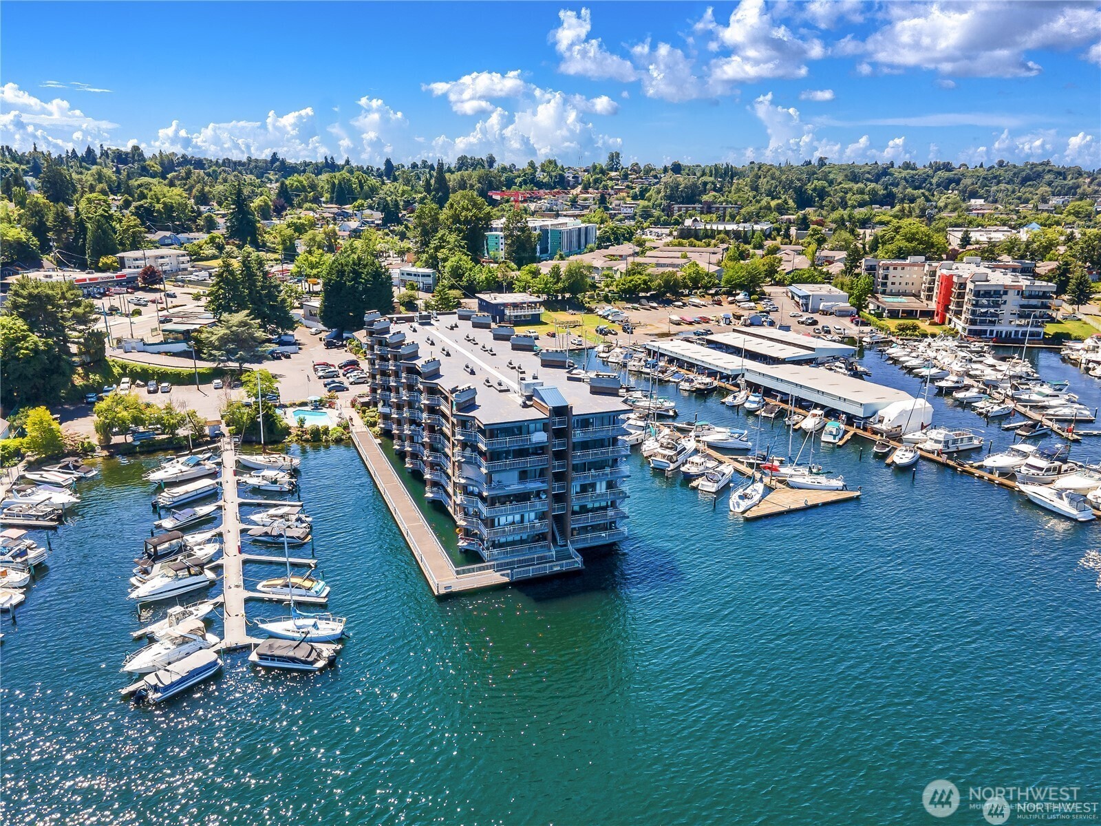 9500 Rainer Avenue S #212, Seattle, WA 98118