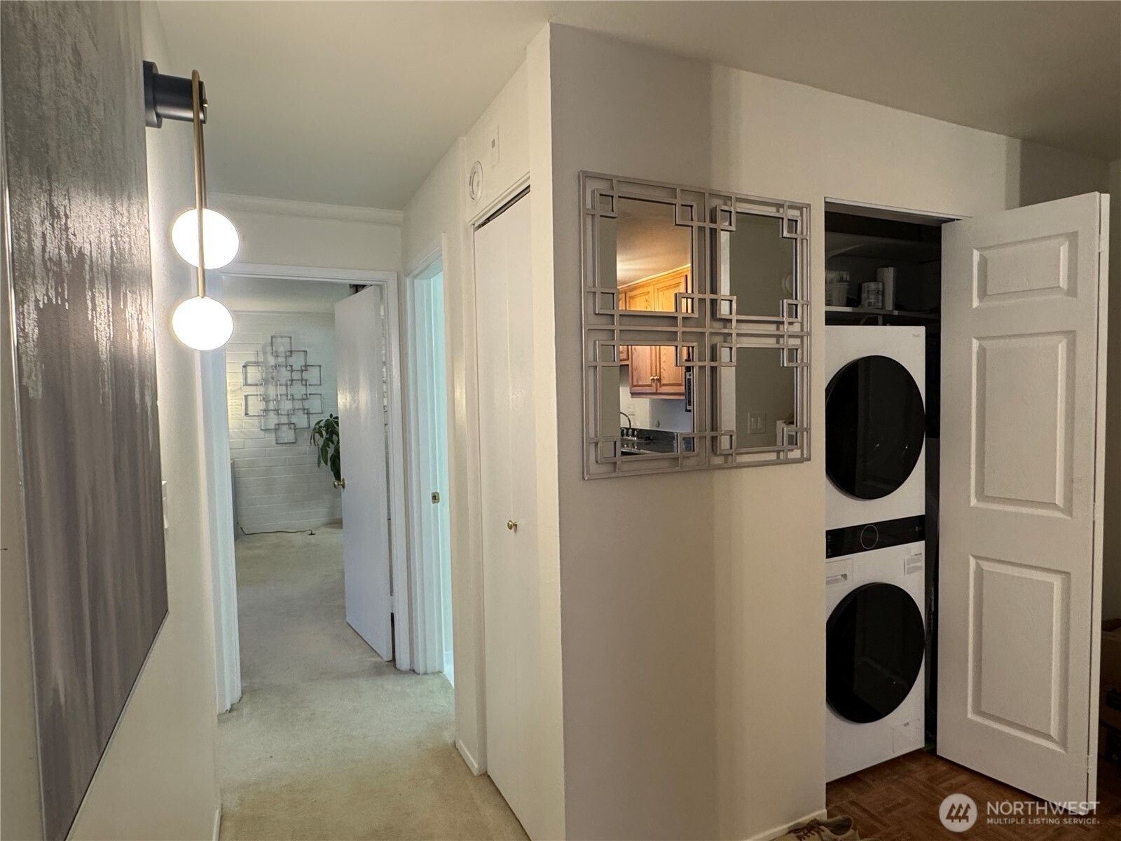 9500 Rainer Avenue S #212, Seattle, WA 98118