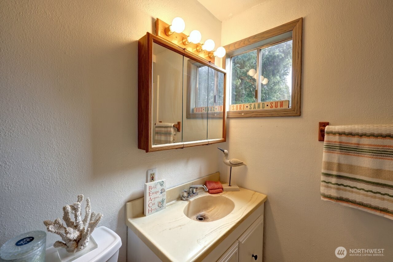 1504 170th Place , Long Beach, WA 98631