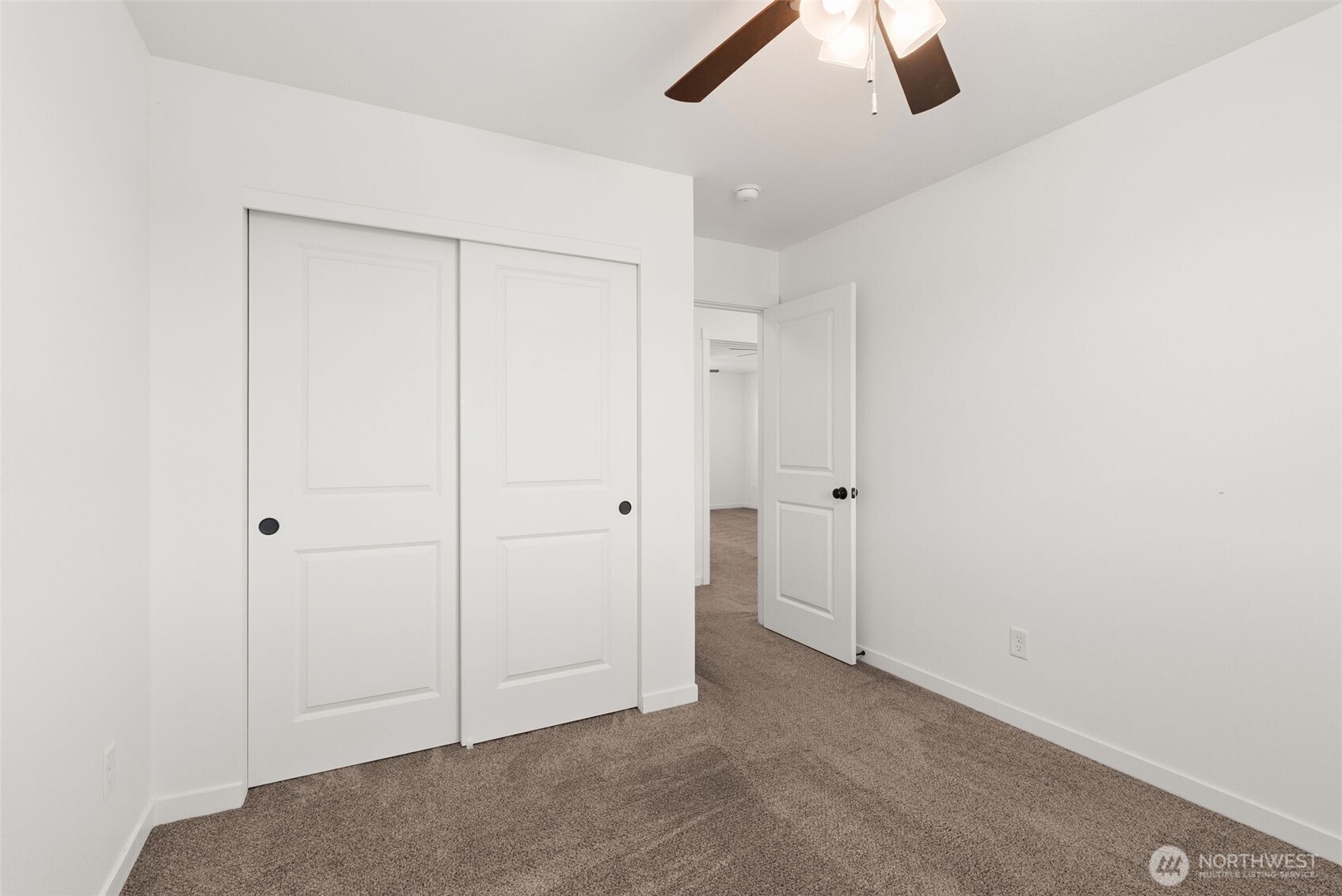 405 Cardinal Avenue , Winlock, WA 98596