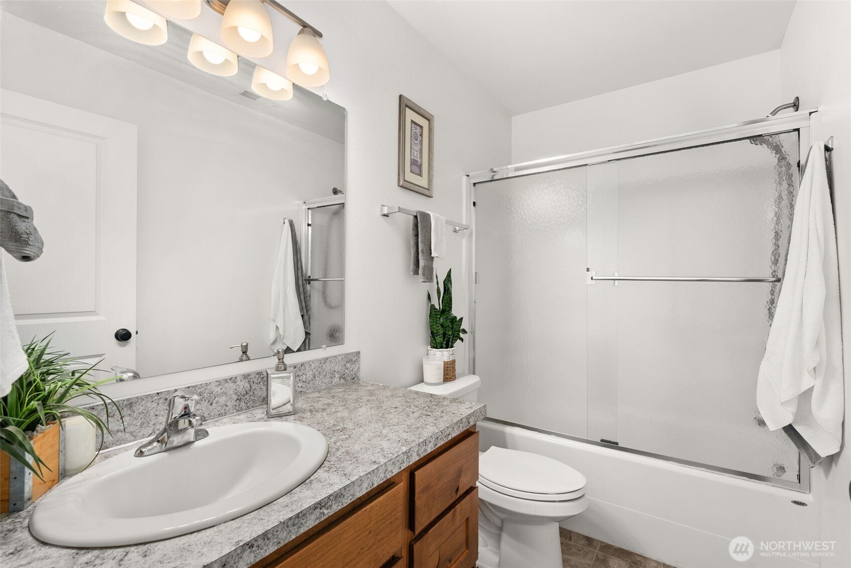 405 Cardinal Avenue , Winlock, WA 98596