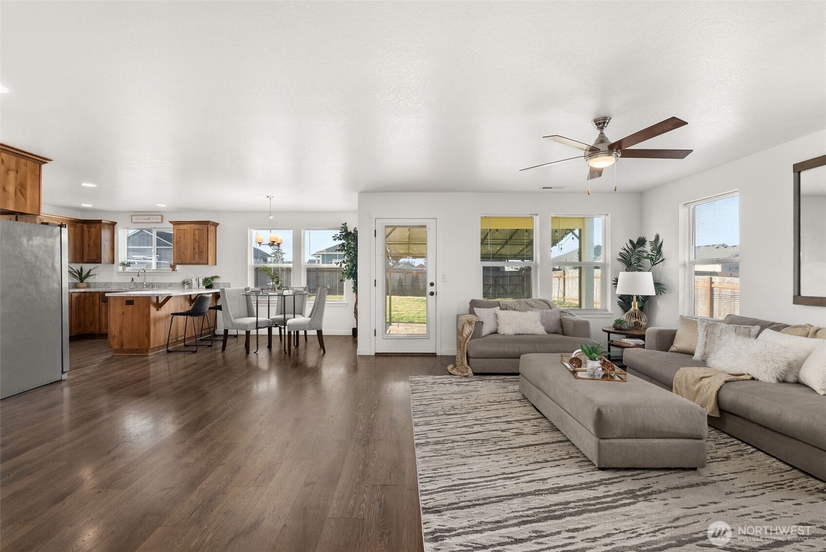 405 Cardinal Avenue , Winlock, WA 98596