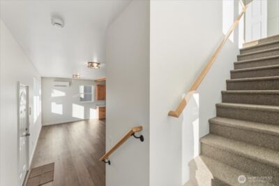 409 E Okanogan Avenue , Chelan, WA 98816 - Photo 11