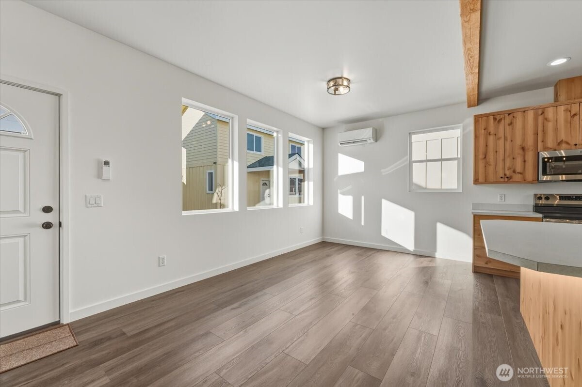 409 E Okanogan Avenue , Chelan, WA 98816